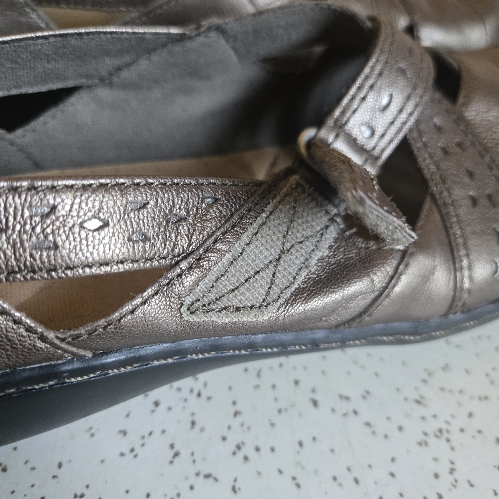 Collection By Clarks Leather Soft Cushion Pewter Color Slipon Shoes - Picture 6 of 8